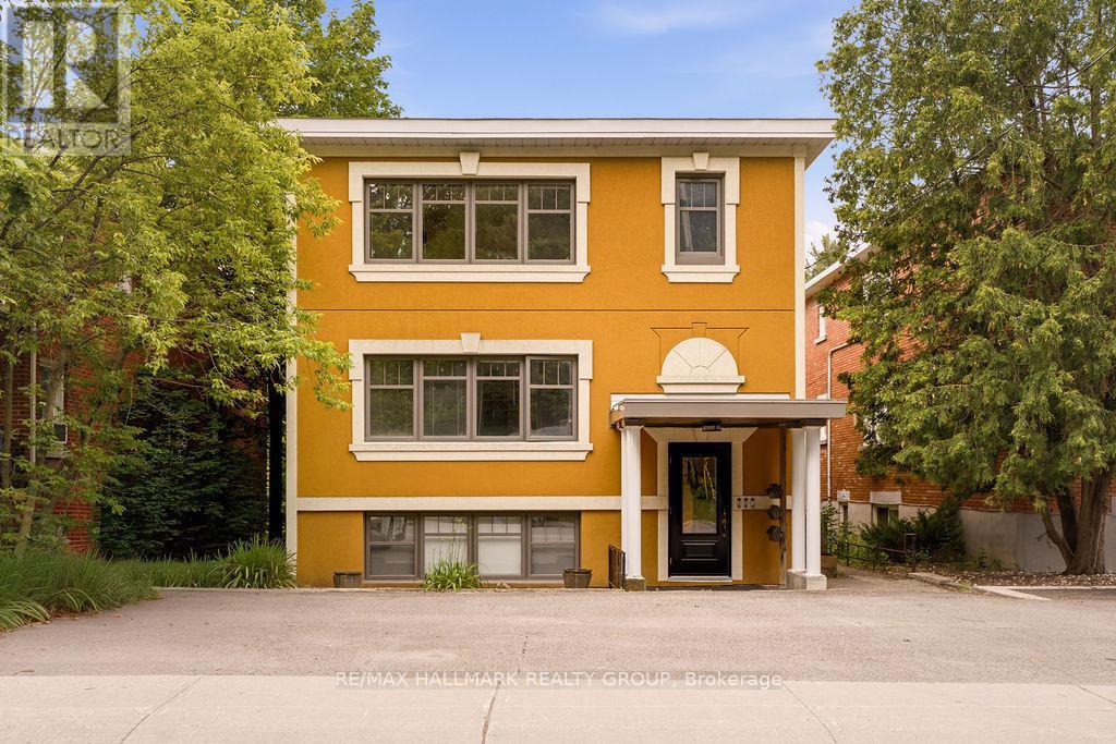 3 - 34 Lavergne Street